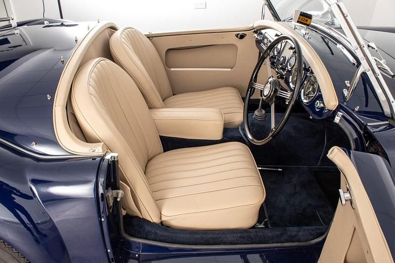 Used MG 1600 81 HP (59 kW) 1960 Blue Cabriolet