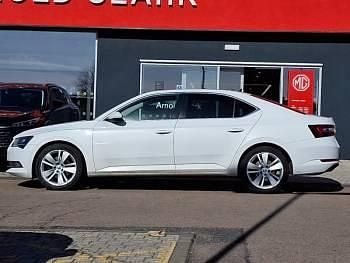 Used Skoda Superb SE L Executive 150 HP (110 kW) 2018 White Hatchback