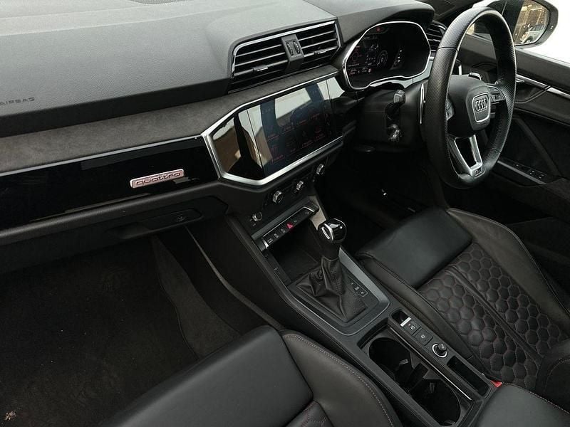 Used Audi RS Q3 Sportback Sport 400 HP (294 kW) 2021 White SUV