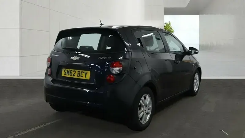 Used Chevrolet Aveo LT 72 HP (52 kW) 2012 Black Hatchback
