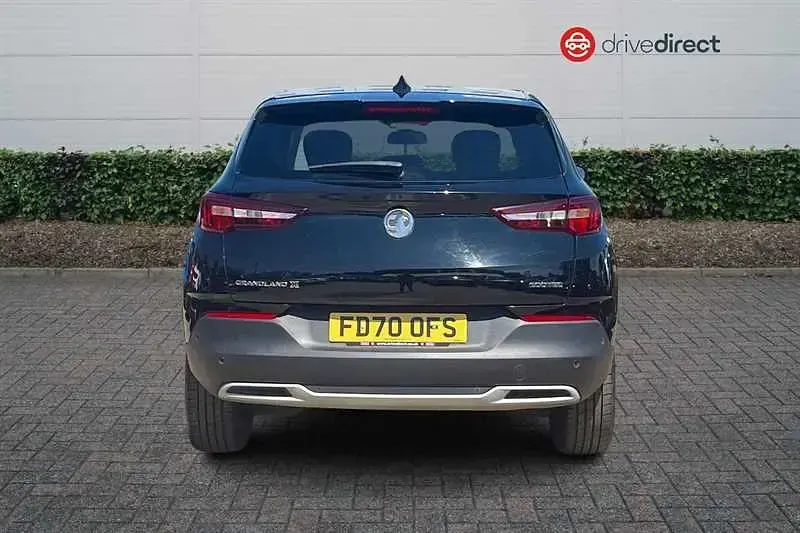 Used Vauxhall Grandland X S 130 HP (95 kW) 2020 Black SUV