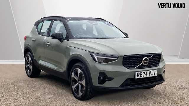 Green Used 2024 Volvo XC40 Plus SUV | £32,220 (Fair price) - Image 1/4