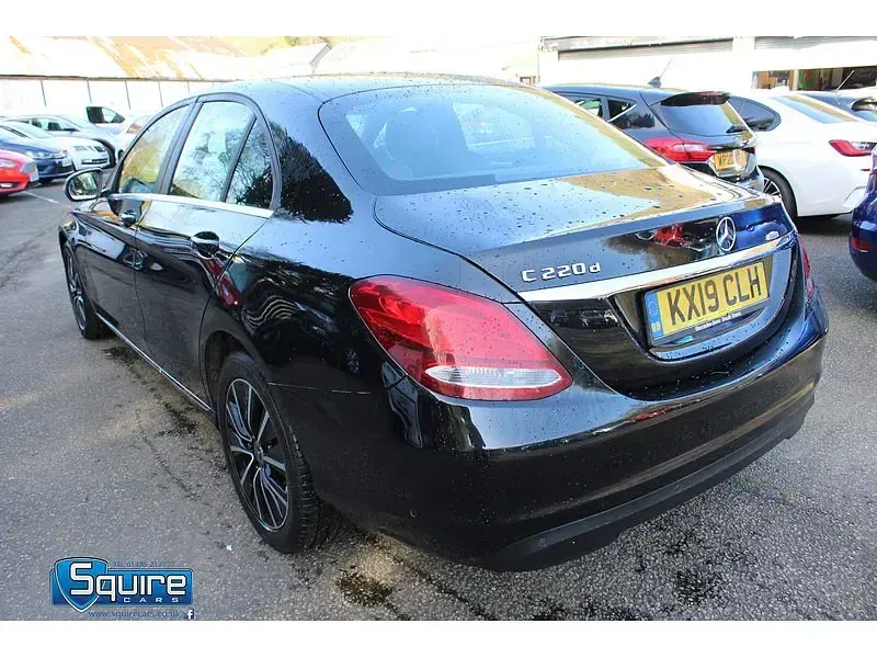 Used Mercedes C220 SE 194 HP (142 kW) 2019 Black Sedan