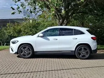 Used Mercedes GLA200 Executive 150 HP (110 kW) 2025 White SUV