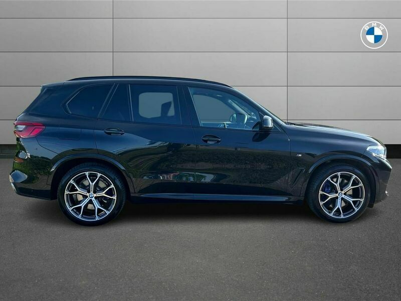 Used BMW X5 M Sport 265 HP (194 kW) 2019 Black sapphire SUV