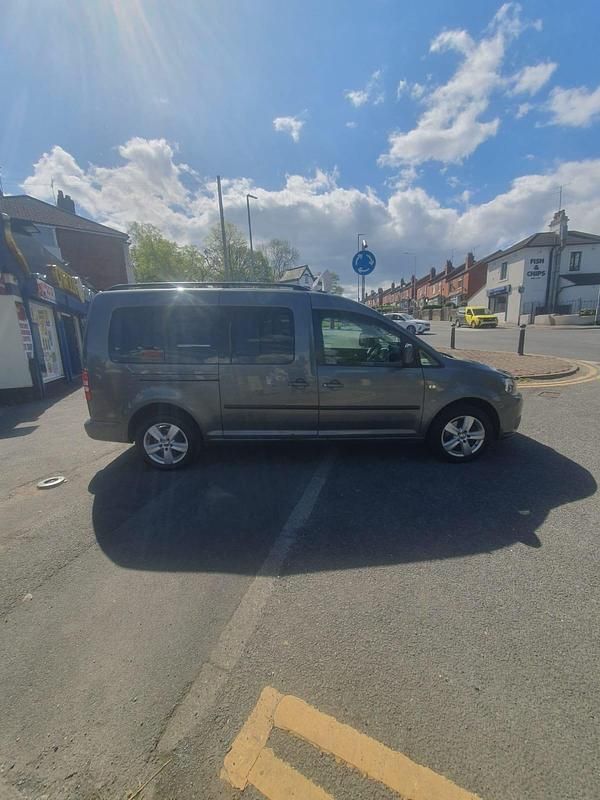 Usado VW Caddy Life 2011 Cinzento Monovolume