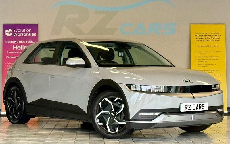 Used Hyundai Ioniq SE 125 kW (170 HP) 2023 Hatchback