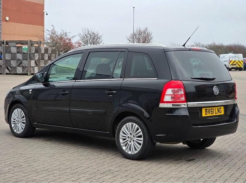 Used Vauxhall Zafira Design Edition 2012 Black MPV