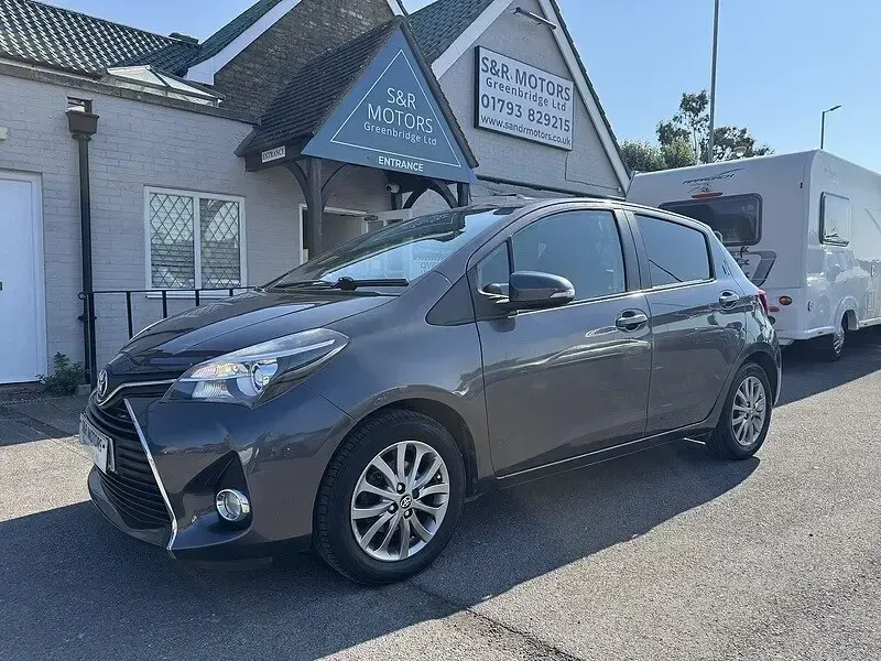 Used Toyota Yaris 2016 Grey Hatchback