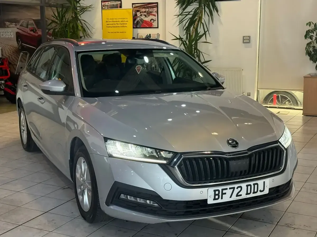 Used Skoda Octavia SE Technology 150 HP (110 kW) 2022 Silver Estate