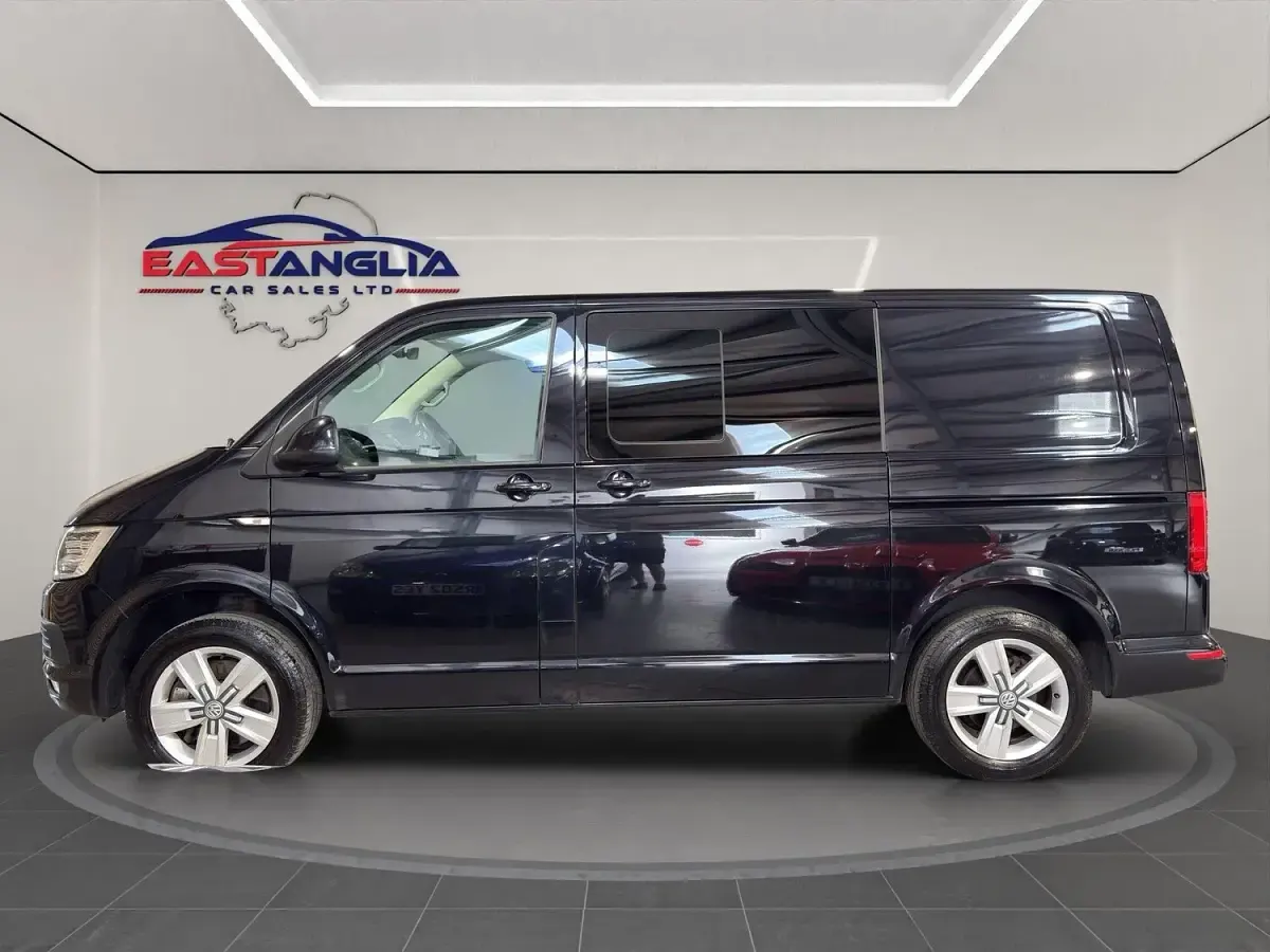 Used VW Transporter Startline 201 HP (147 kW) 2017 Black Van