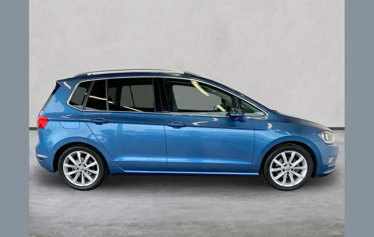 Used VW Golf Sportsvan GT 150 HP (110 kW) 2016 Blue MPV