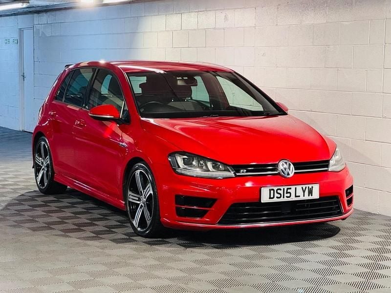 Red Used 2015 VW Golf VII R Hatchback | £10,489 (Fair price) - Image 1/4