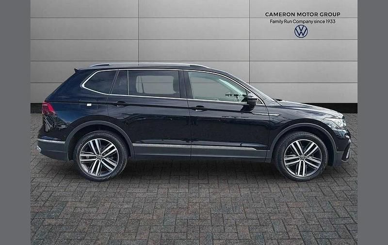 Used VW Tiguan Allspace Elegance 150 HP (110 kW) 2023 Black SUV