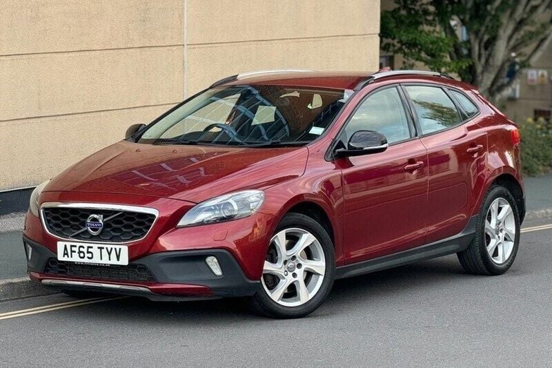 Red Used 2015 Volvo V40 CC Estate | £7,995 (Fair price) - Image 1/1