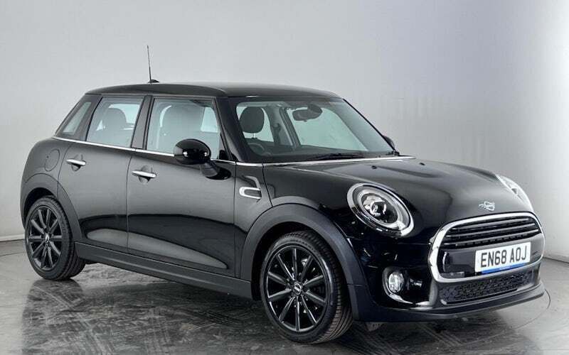 Used 2021 Mini Cooper Classic Hatchback | £12,150 (Super price) - Image 1/3