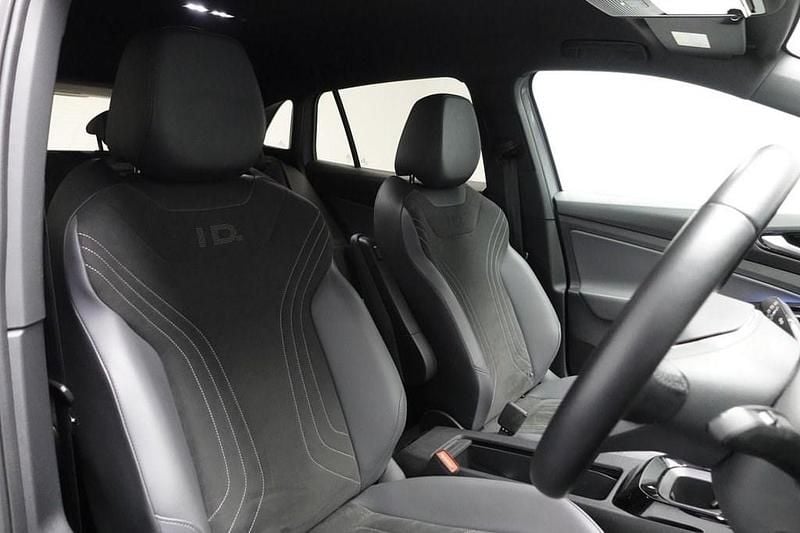 Used VW ID.4 Pure 108 kW (148 HP) 2023 Grey SUV