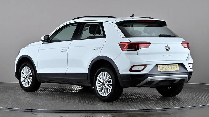Used VW T-Roc Life 150 HP (110 kW) 2023 White SUV