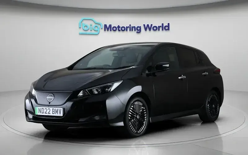 Used Nissan Leaf N-Connecta 110 kW (150 HP) 2022 Black Hatchback
