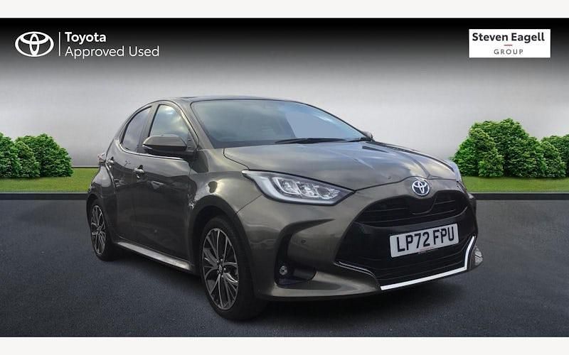 Used 2025 Toyota Yaris Hybrid Hatchback | £19,709 (Fair price) - Image 1/3