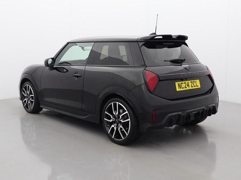 Used Mini Cooper S Hatch 201 HP (147 kW) 2024 Black Hatchback