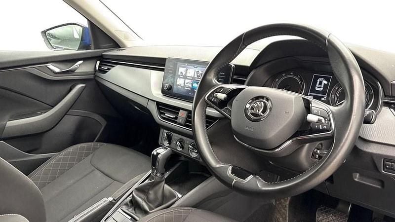 Used Skoda Kamiq SE 110 HP (80 kW) 2022 Blue SUV