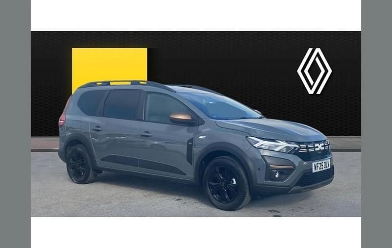Grey Used 2025 Dacia Jogger Extreme MPV | £21,995 (Fair price) - Image 1/4