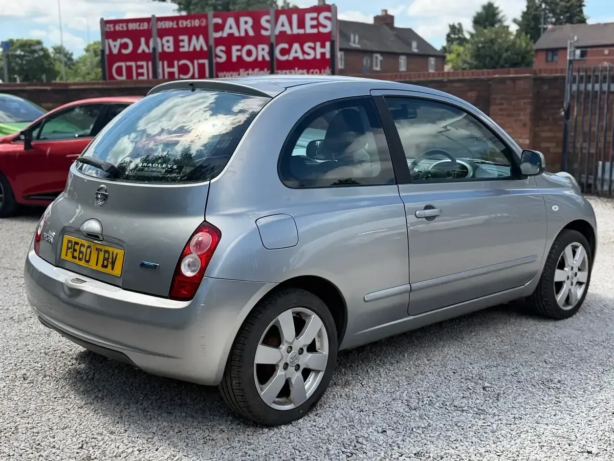 Used Nissan Micra N-TEC 79 HP (58 kW) 2010 Silver Hatchback