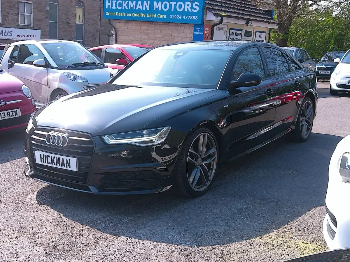Usado Audi A6 Black Edition 320 HP (235 kW) 2015 Preto Sedan