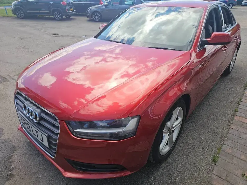 Used Audi A4 163 HP (119 kW) 2013 Red Sedan