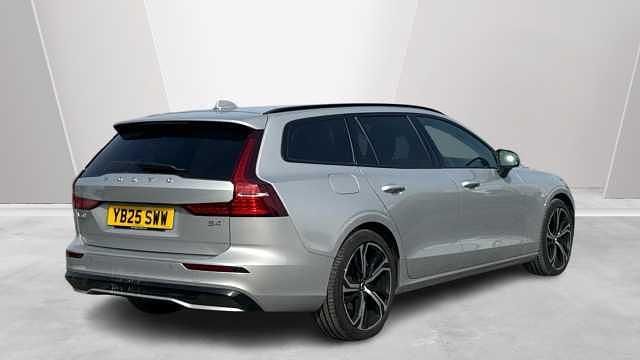 Used Volvo V60 Plus 197 HP (144 kW) 2025 Estate