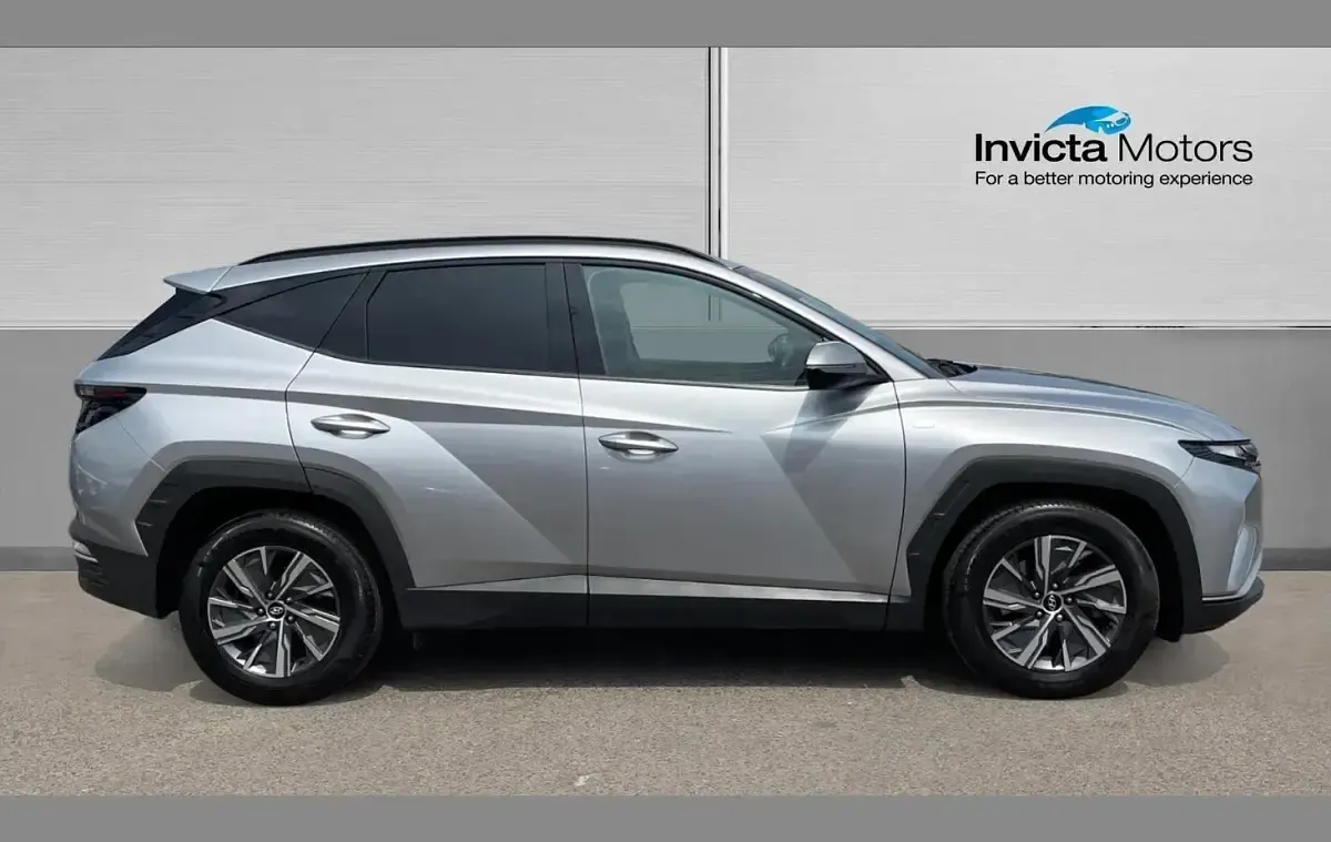 Used Hyundai Tucson SE 147 HP (108 kW) 2023 Silver SUV
