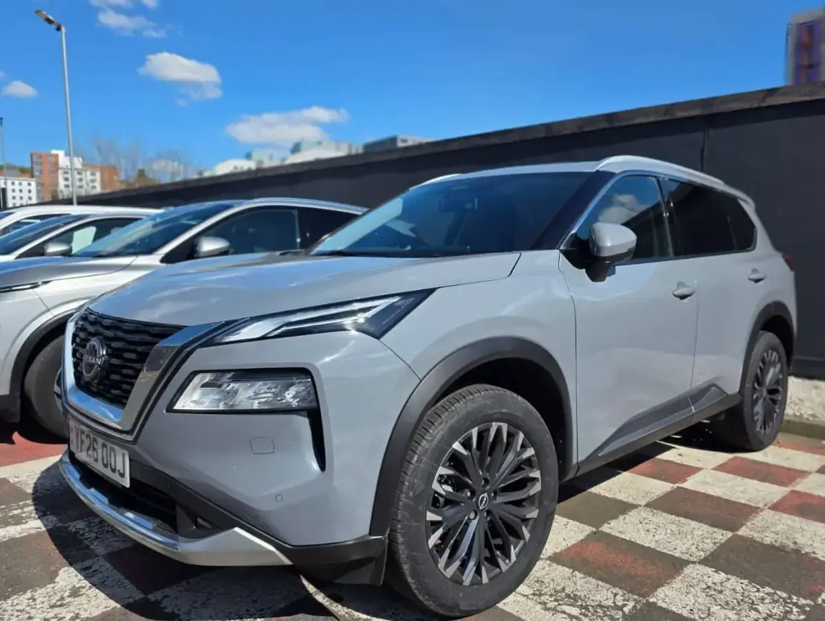 Used Nissan X-Trail Tekna 163 HP (119 kW) 2026 Grey SUV