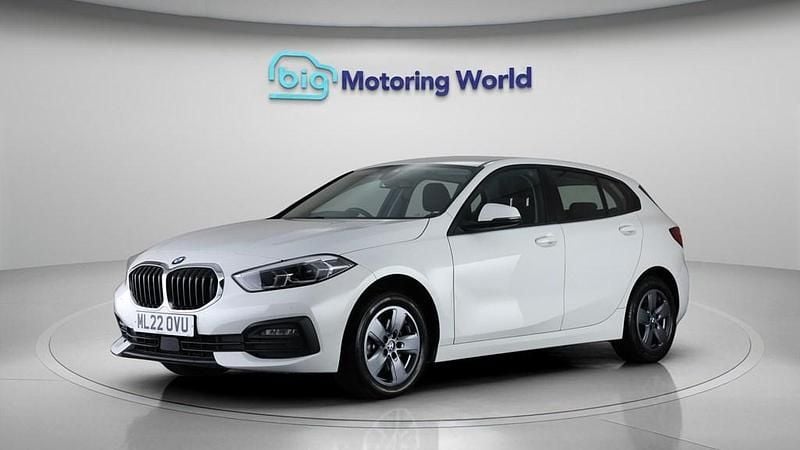 Used BMW 116 116 HP (85 kW) 2022 White Hatchback