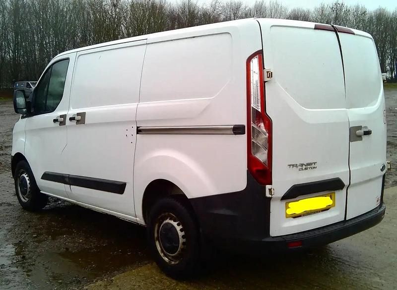 Used Ford Transit Custom 100 HP (73 kW) 2013 White Van