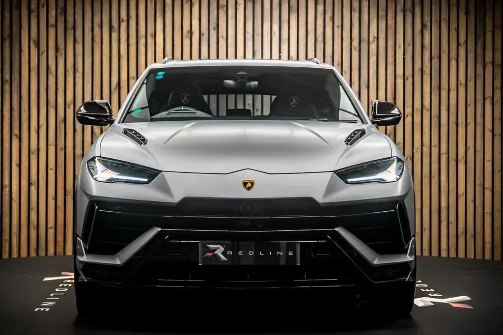 Used Lamborghini Urus 2024 Grey SUV