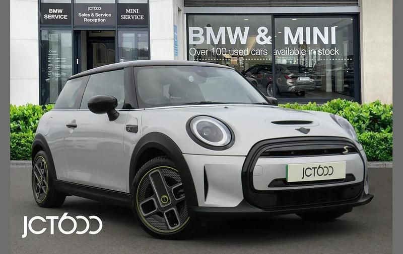 Silver Used 2022 Mini Cooper S Level 2 Hatchback | £15,090 (Good price) - Image 1/4