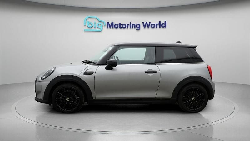 Used Mini Cooper SE Hatch 133 kW (181 HP) 2023 Hatchback