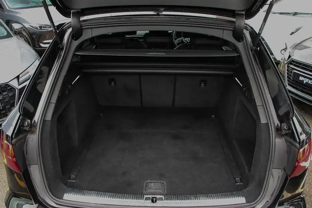 Used Audi A4 Black Edition 148 HP (108 kW) 2021 Black Estate