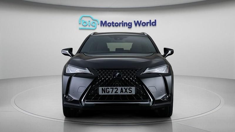 Used Lexus UX 150 kW (204 HP) 2022 Black SUV