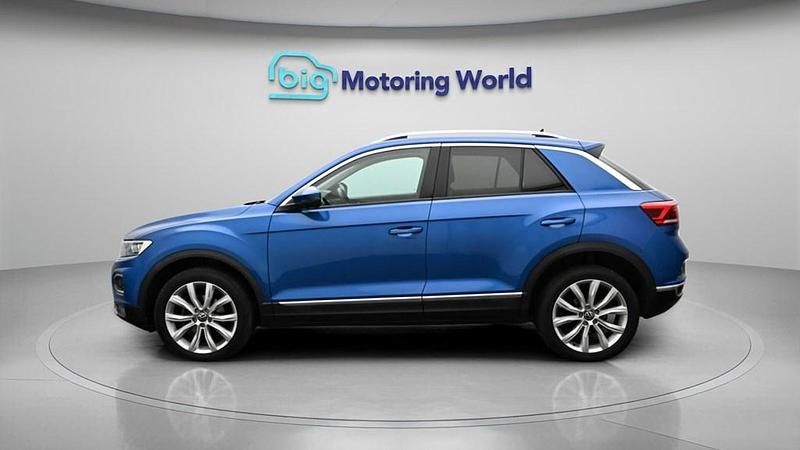 Used VW T-Roc SEL 150 HP (110 kW) 2021 Blue SUV