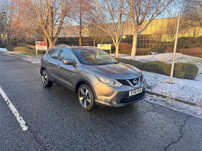 Grey Used 2016 Nissan Qashqai N-TEC SUV | £6,900 (Good price) - Image 1/4