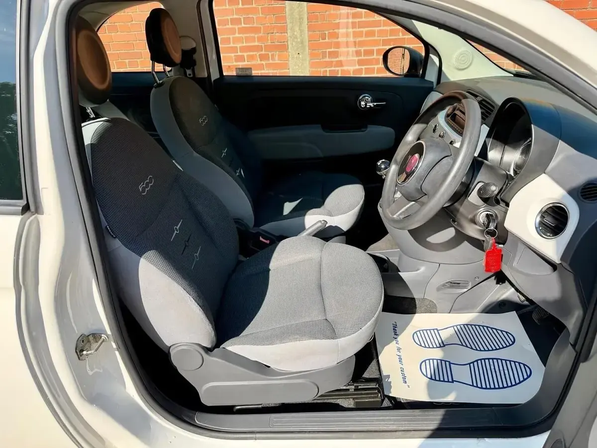 Used Fiat 500 Pop 69 HP (50 kW) 2015 White Hatchback
