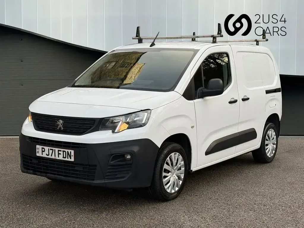 Second-hand Peugeot Partner Premium 2021 Alb Monovolum