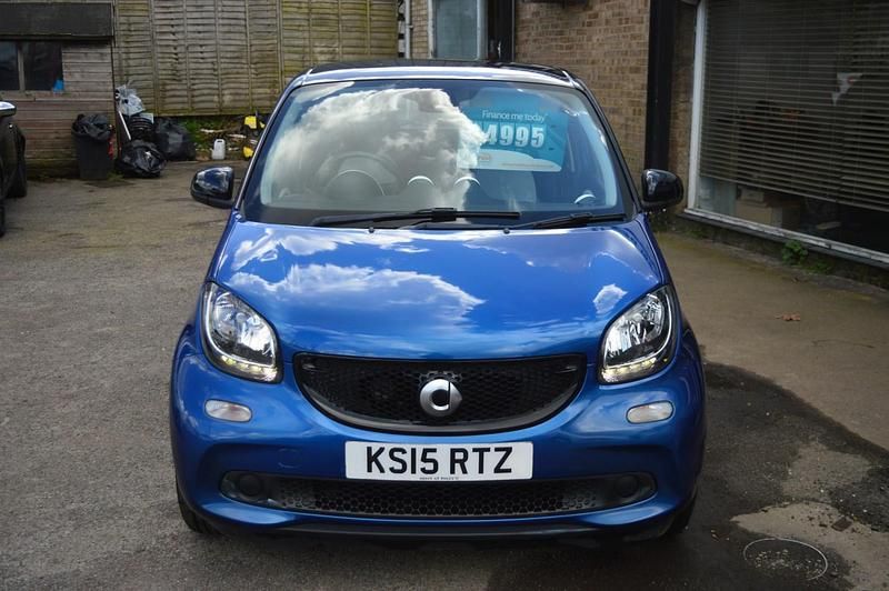 Used Smart ForFour Passion 90 HP (66 kW) 2015 Blue Hatchback
