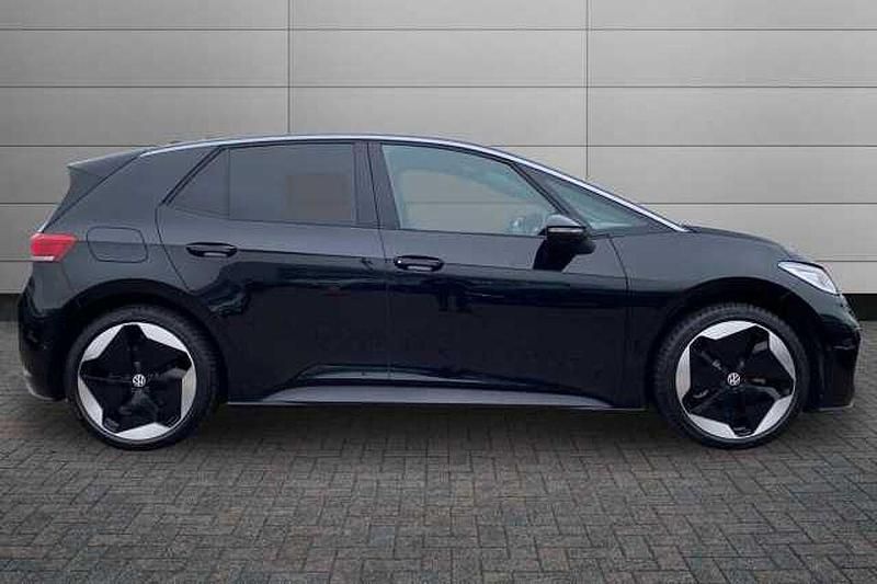 Used VW ID.3 Pro 150 kW (204 HP) 2025 Black Hatchback