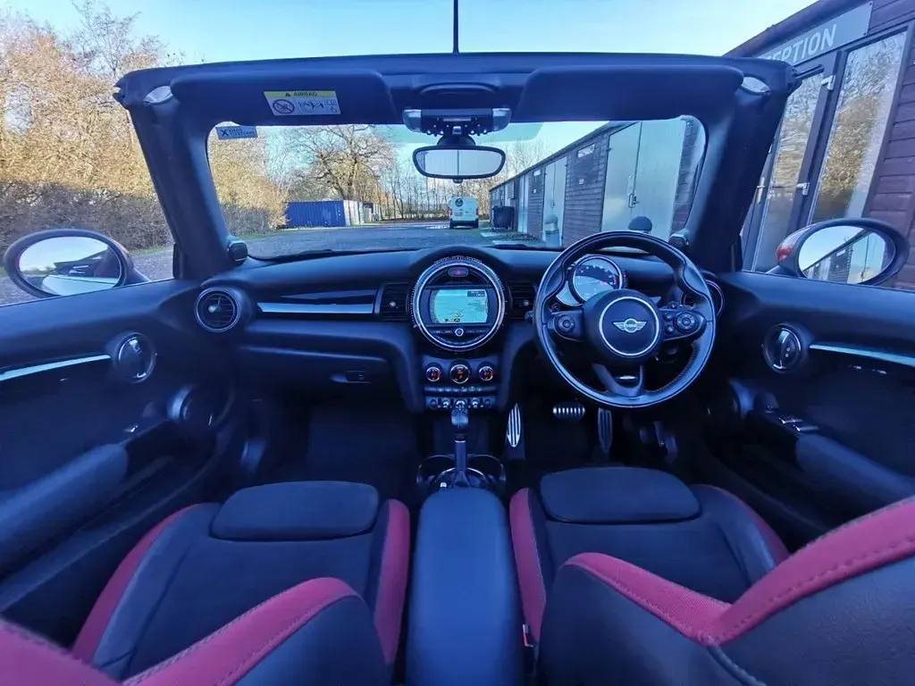 Used Mini Cooper Cabriolet 231 HP (169 kW) 2016 White Cabriolet