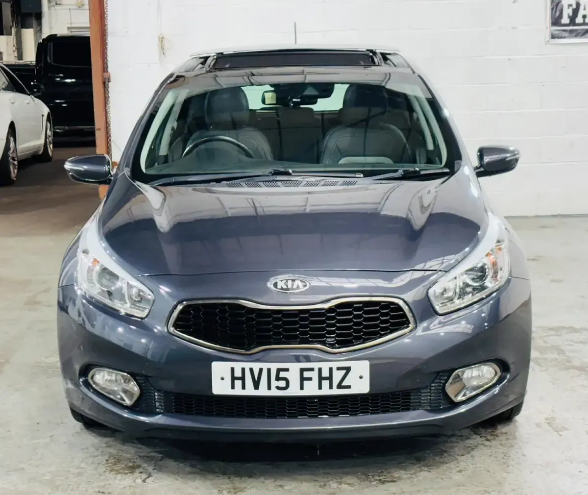 Used Kia Ceed 2015 Silver Hatchback