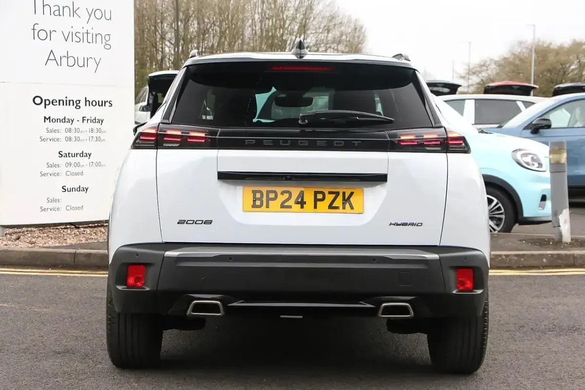 Used Peugeot 2008 GTi 135 HP (99 kW) 2024 White SUV