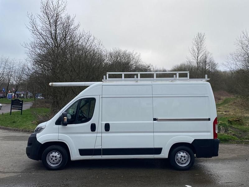 Used Citroën Relay 130 HP (95 kW) 2019 White Van